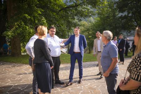 Župan skupaj s predstavniki pobratenih mest Mojkovac, Črna Gora, in Labin, Hrvaška.